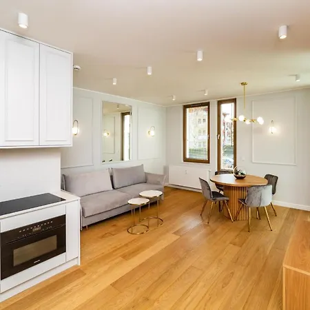 Sauna & White Deluxe With Terrace By Oneapartments *