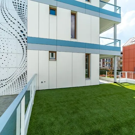 아파트 White Deluxe With Terrace By Oneapartments 그단스크