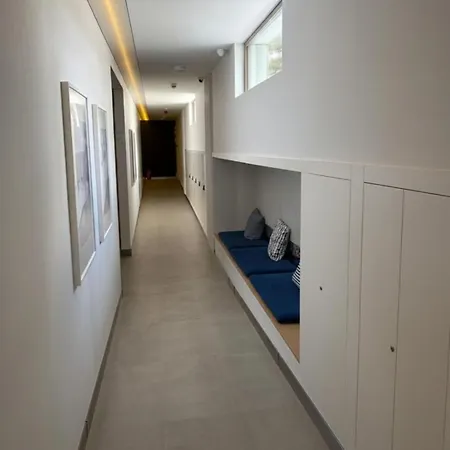 Sauna & White Deluxe With Terrace By Oneapartments *