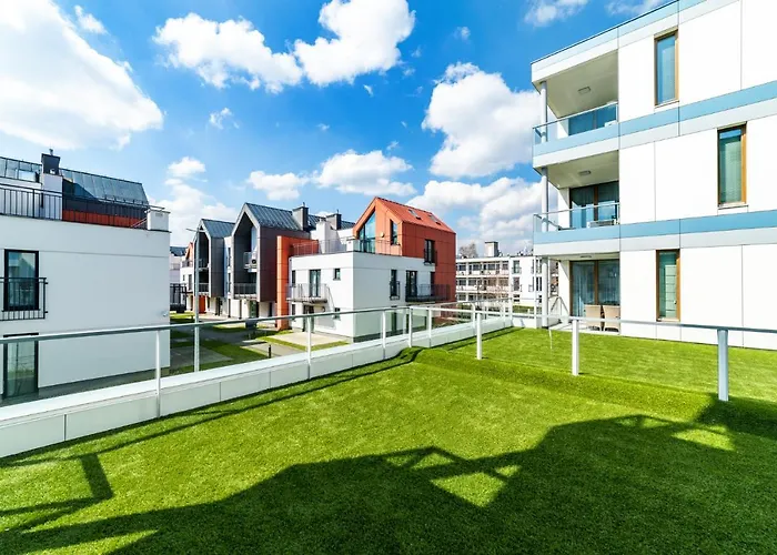 White Deluxe With Terrace By Oneapartments Danzica