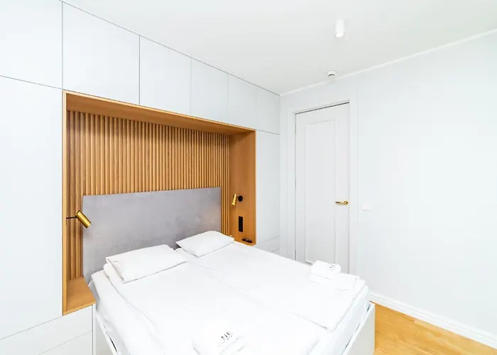 White Deluxe With Terrace By Oneapartments アパート